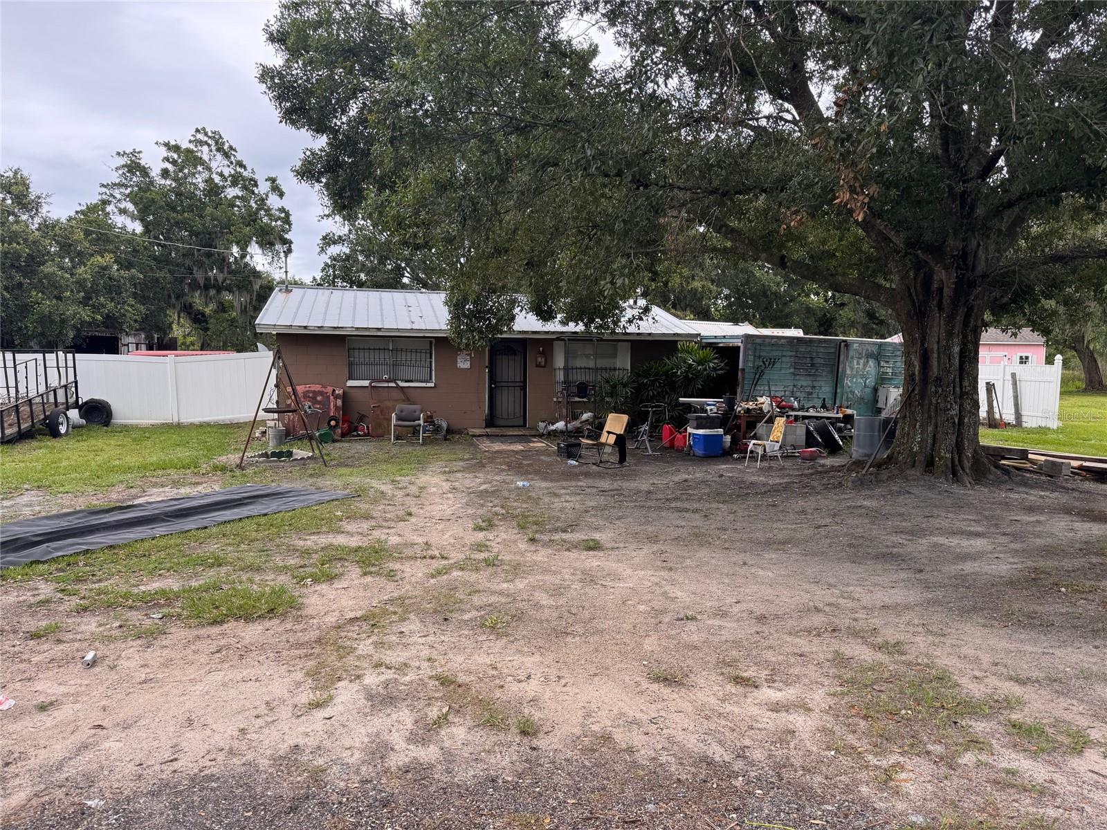 2293 Pump, Mulberry, FL 33860
