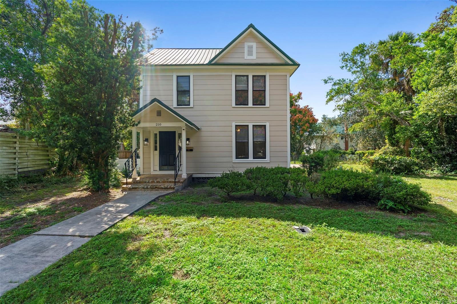 210 University, Deland, FL 32720