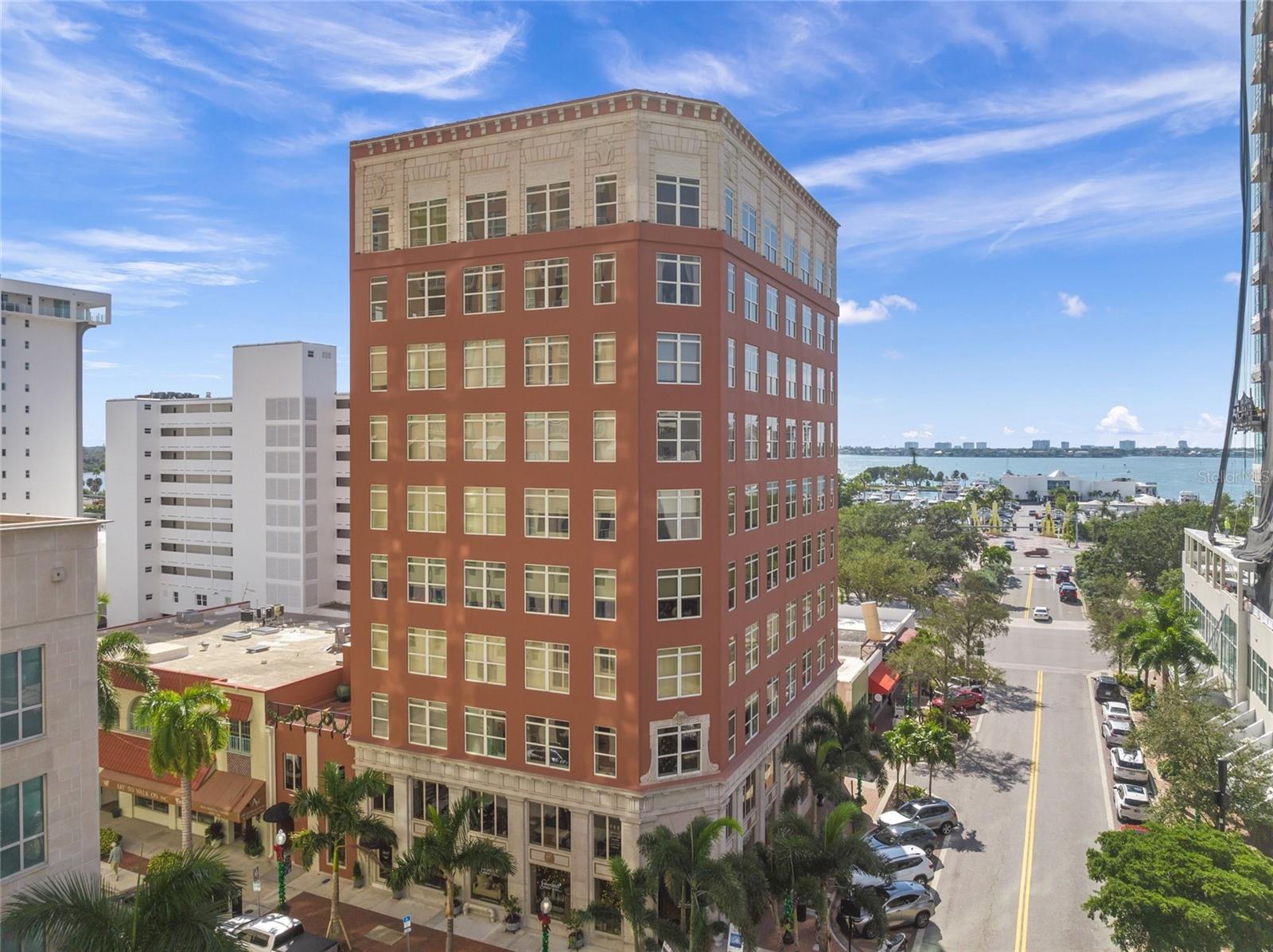 1330 Main Unit Ph 9 & 10, Sarasota, FL 34236