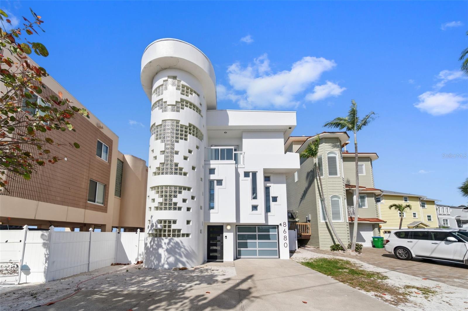 8680 Gulf, Treasure Island, FL 33706