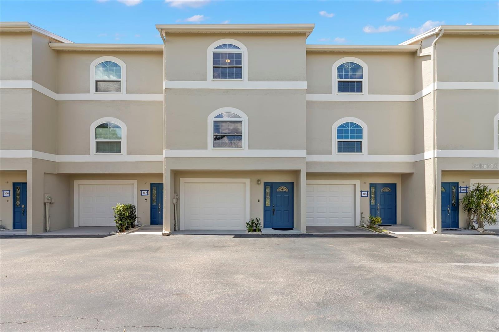 737 Pinellas Bayway Unit 308, St Petersburg, FL 33715