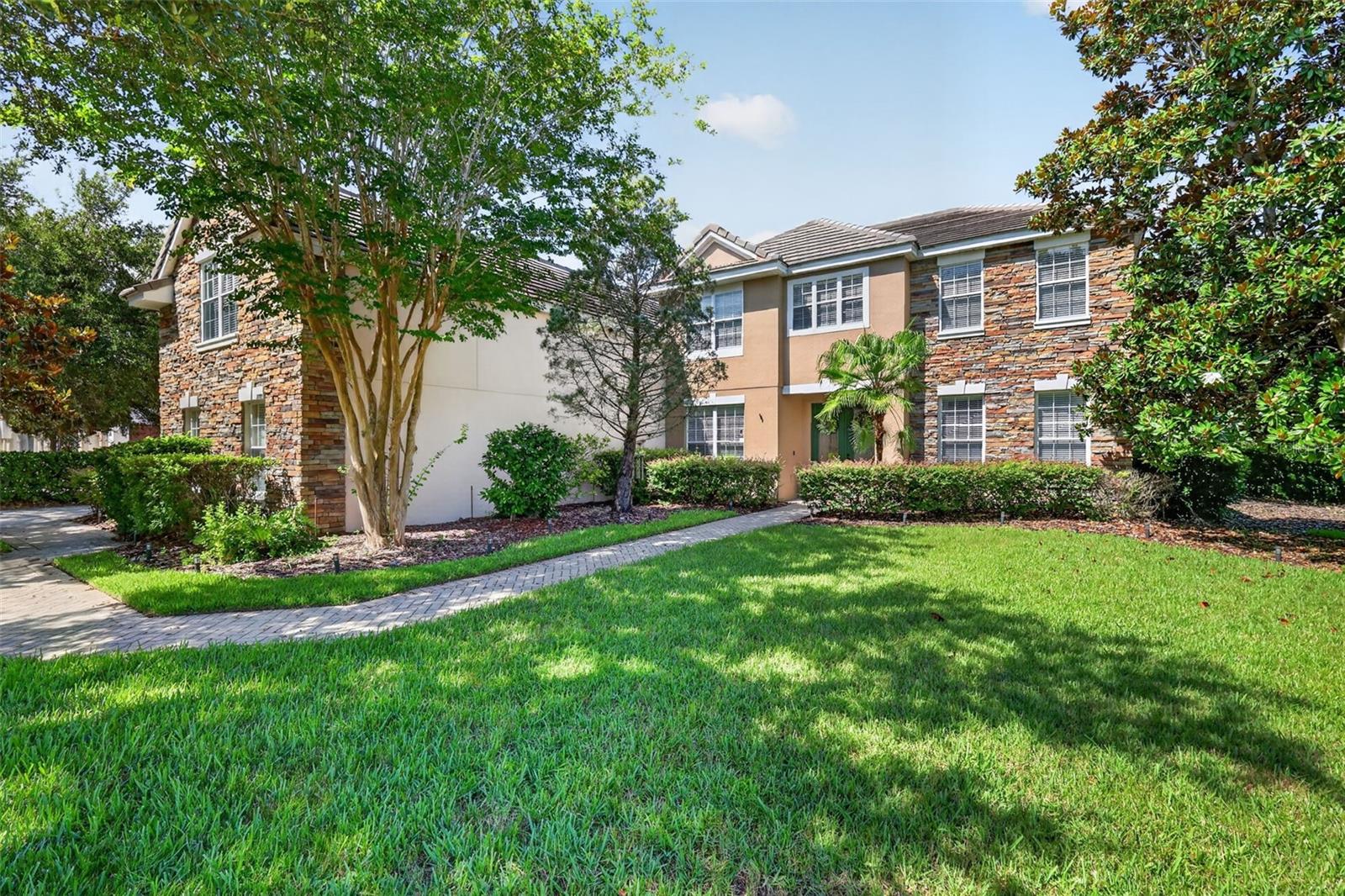 3000 Isola Bella, Mount Dora, FL 32757