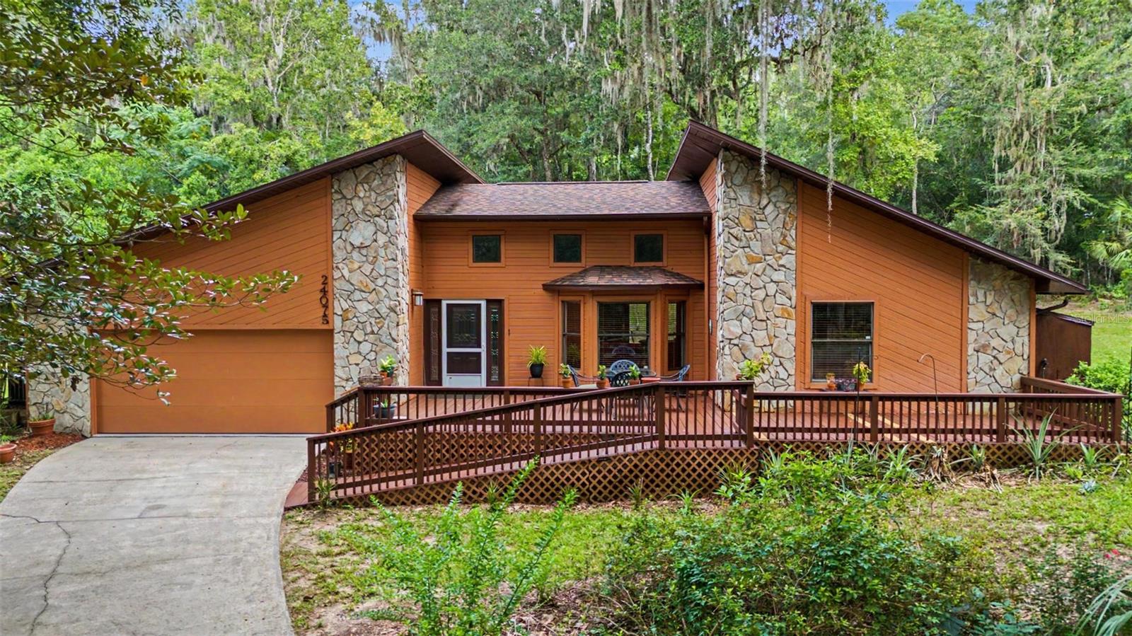 24075 Winding Creek, Brooksville, FL 34601