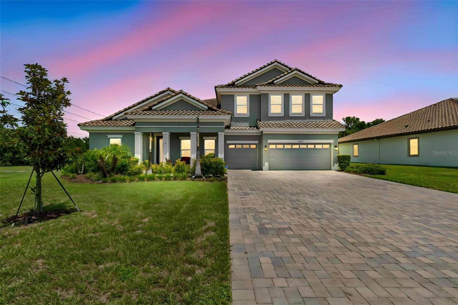 10597 Meadowrun, Lithia, FL 33547
