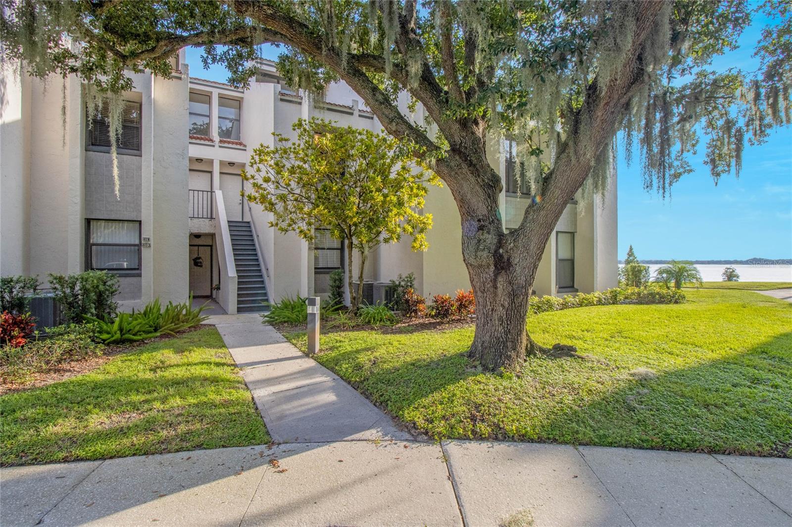 410 Laurel Cove, Winter Haven, FL 33884