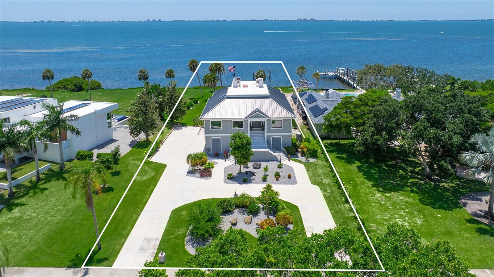 7418 Westmoreland, Sarasota, FL 34243