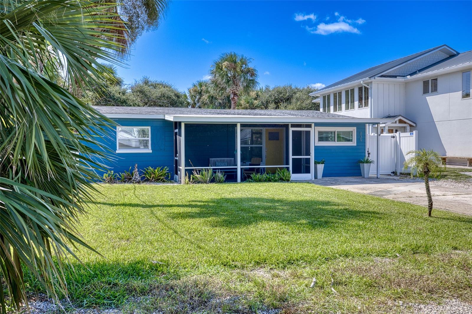 839 10th, New Smyrna Beach, FL 32169