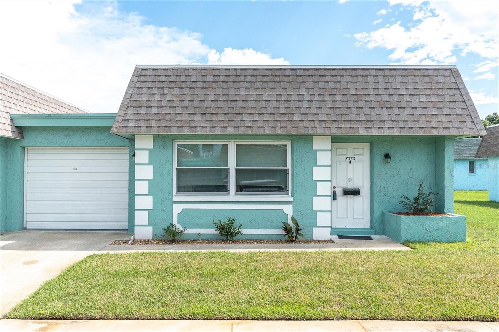 7030 Versailles, Pinellas Park, FL 33781