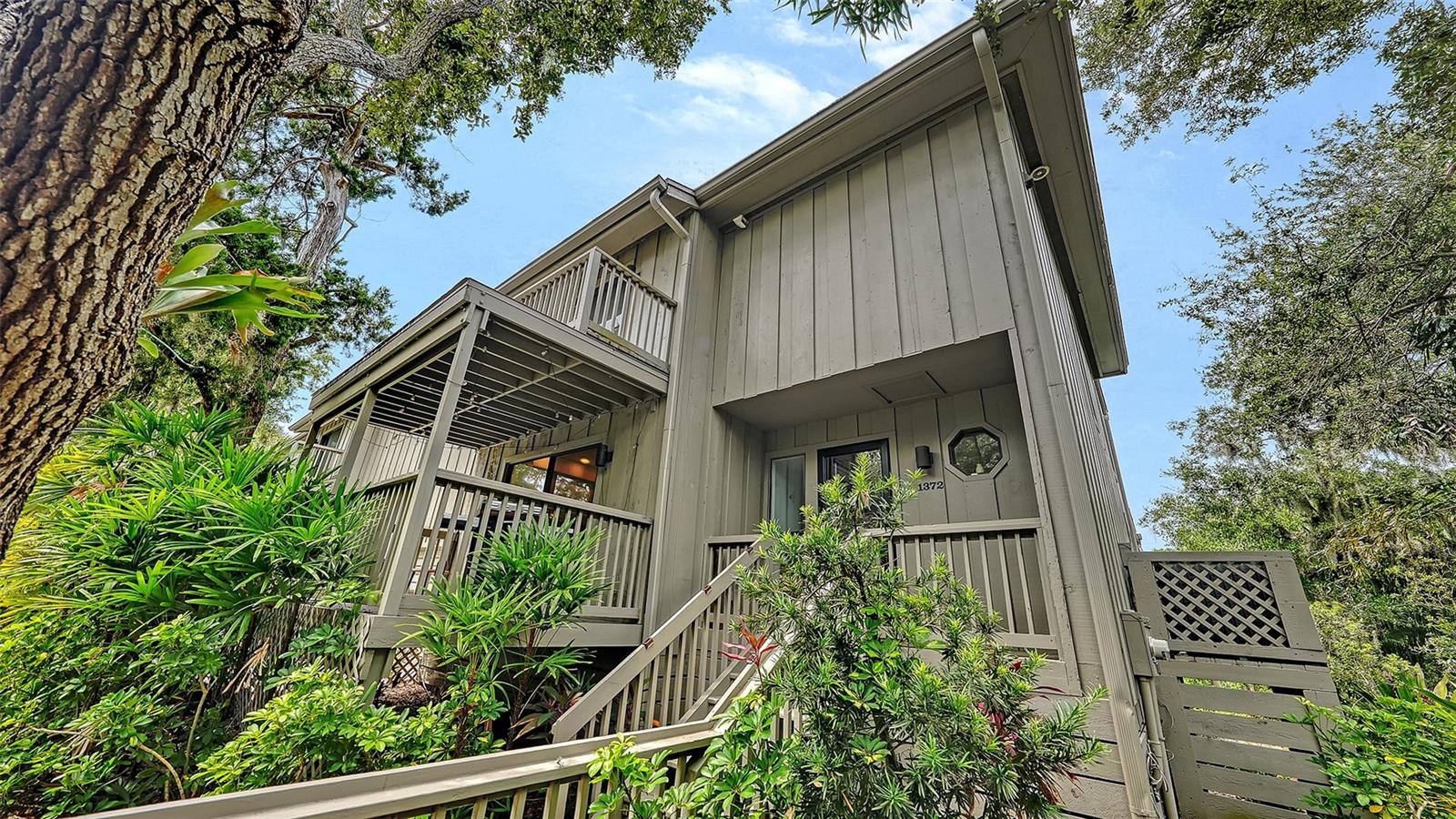 1372 Landings Unit 28, Sarasota, FL 34231