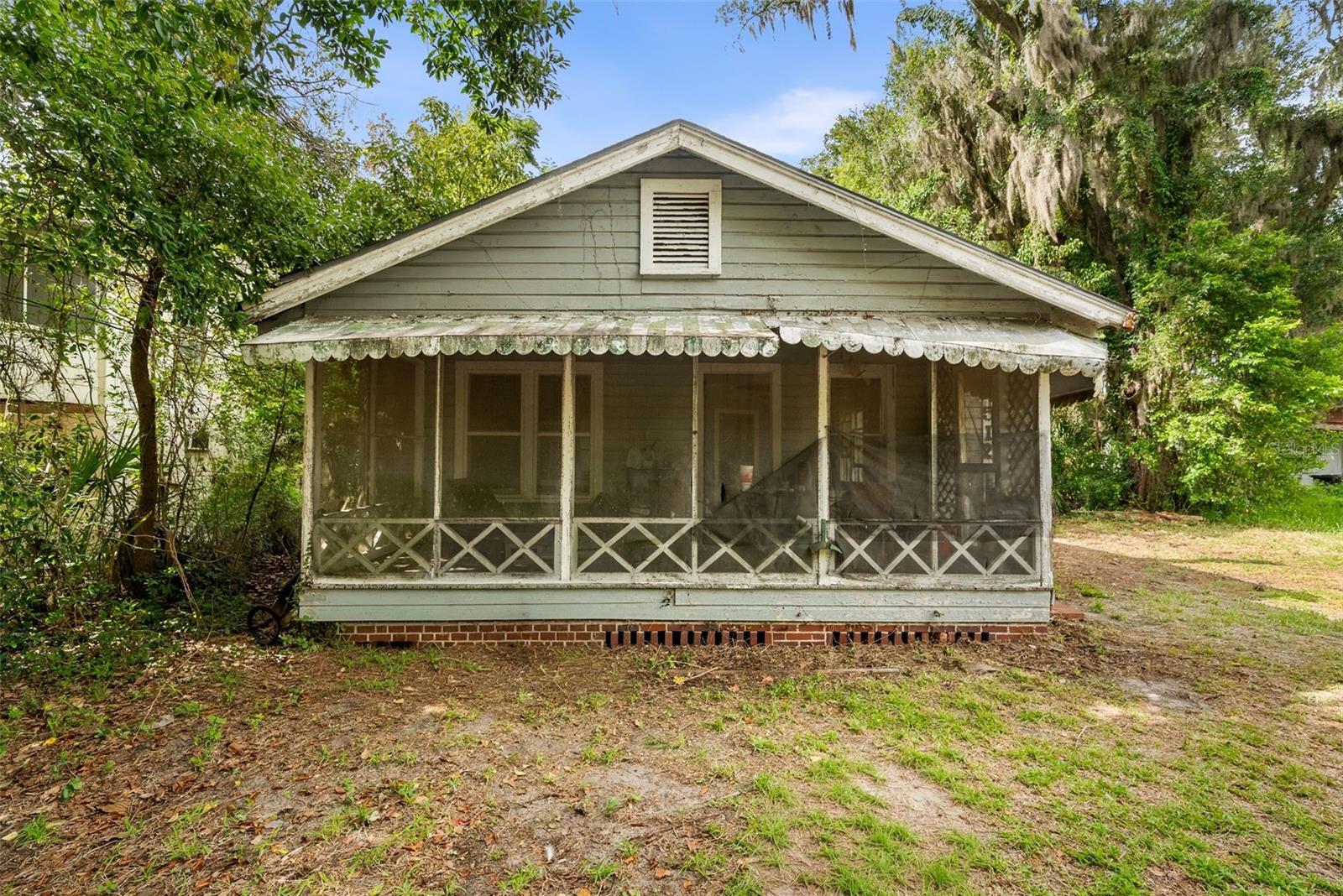 512 9th, Gainesville, FL 32601