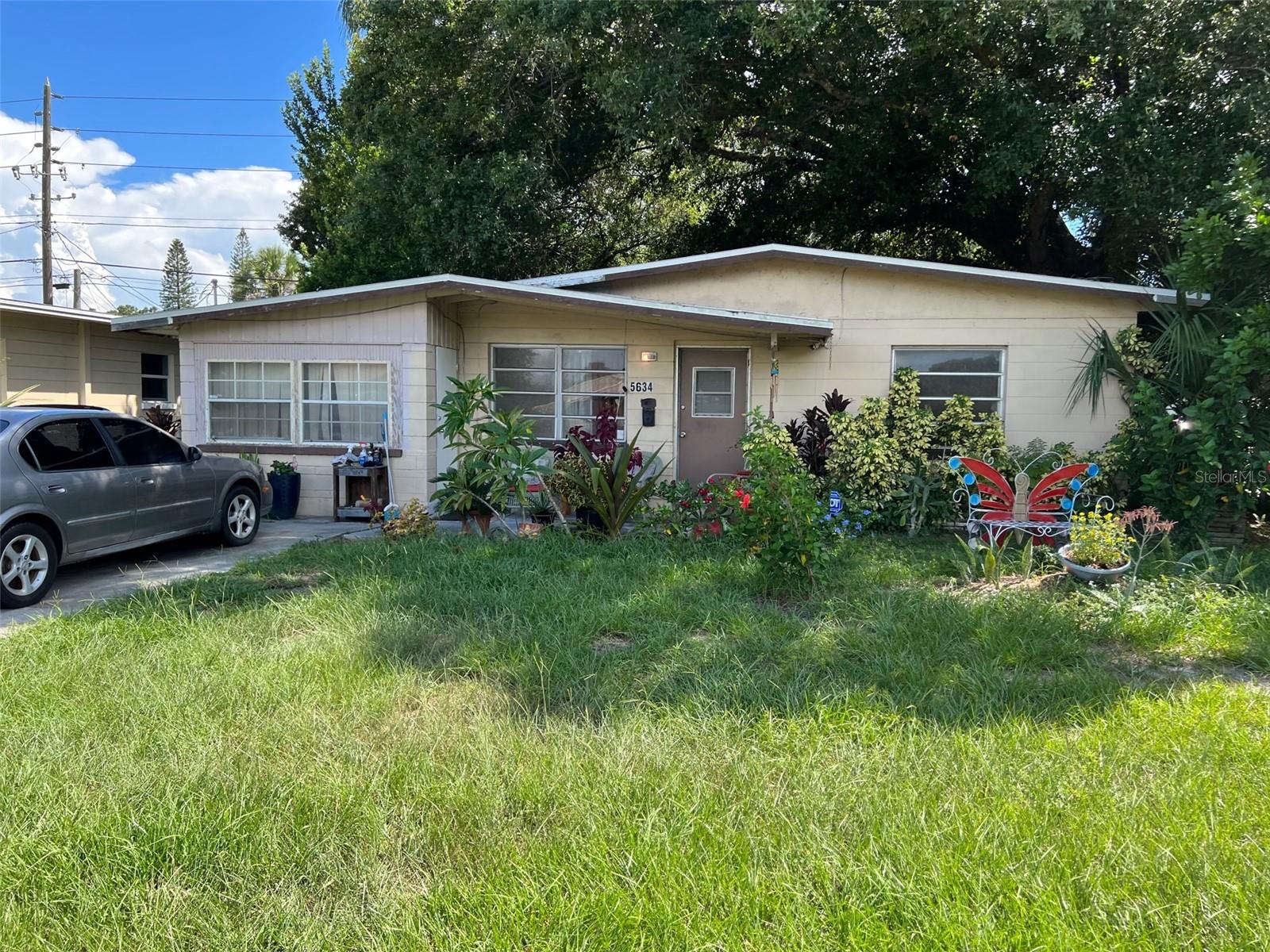5634 5th, St Petersburg, FL 33710