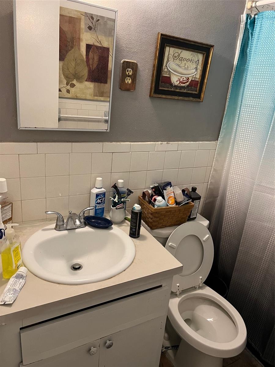 5634 5th, St Petersburg, FL 33710