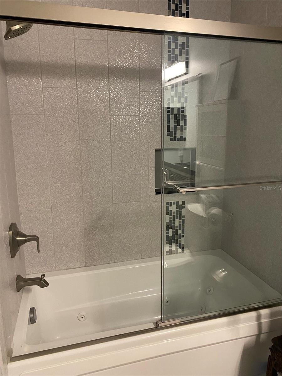 1010 Villagio Unit 106, Sarasota, FL 34237