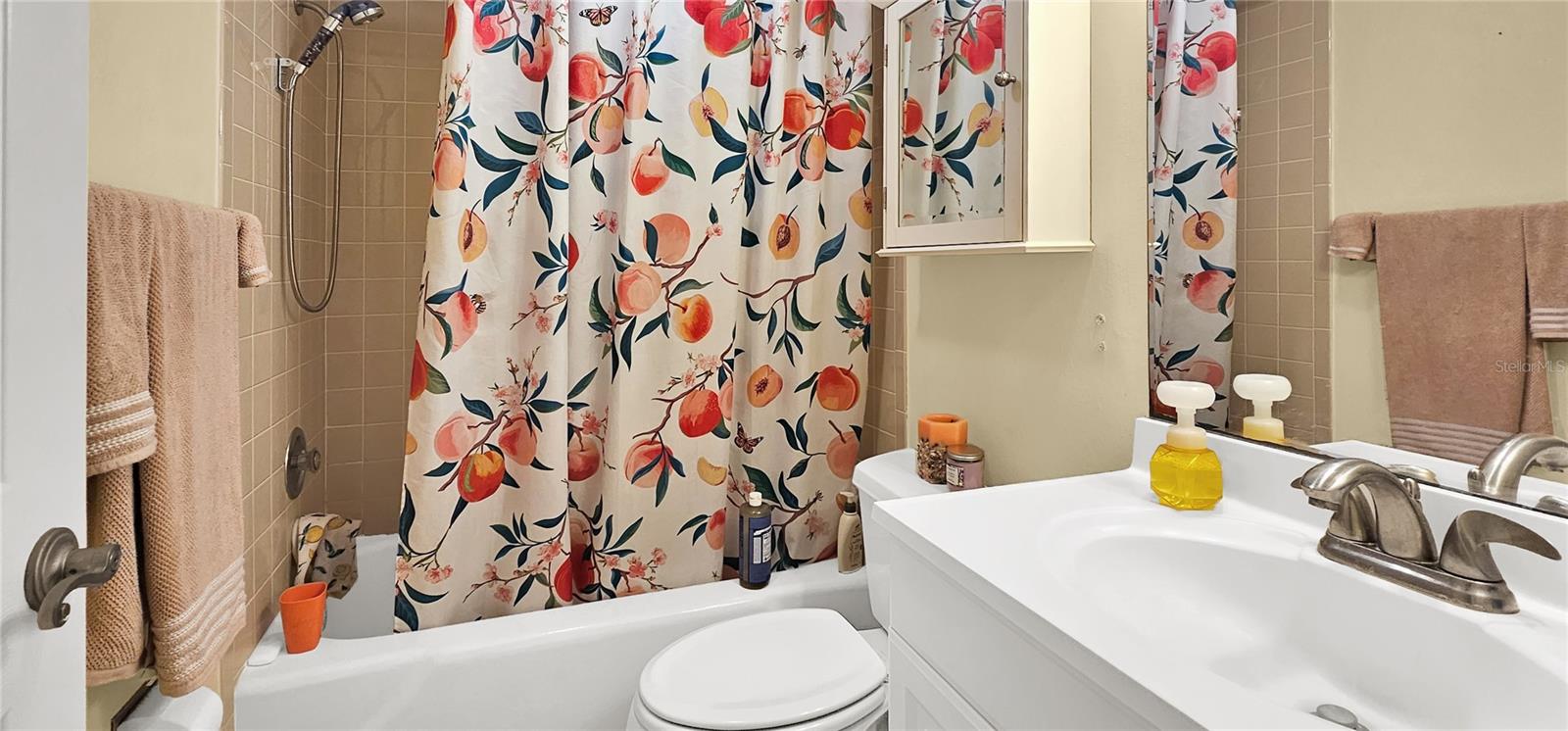 2763 Woodgate Unit 307, Sarasota, FL 34231