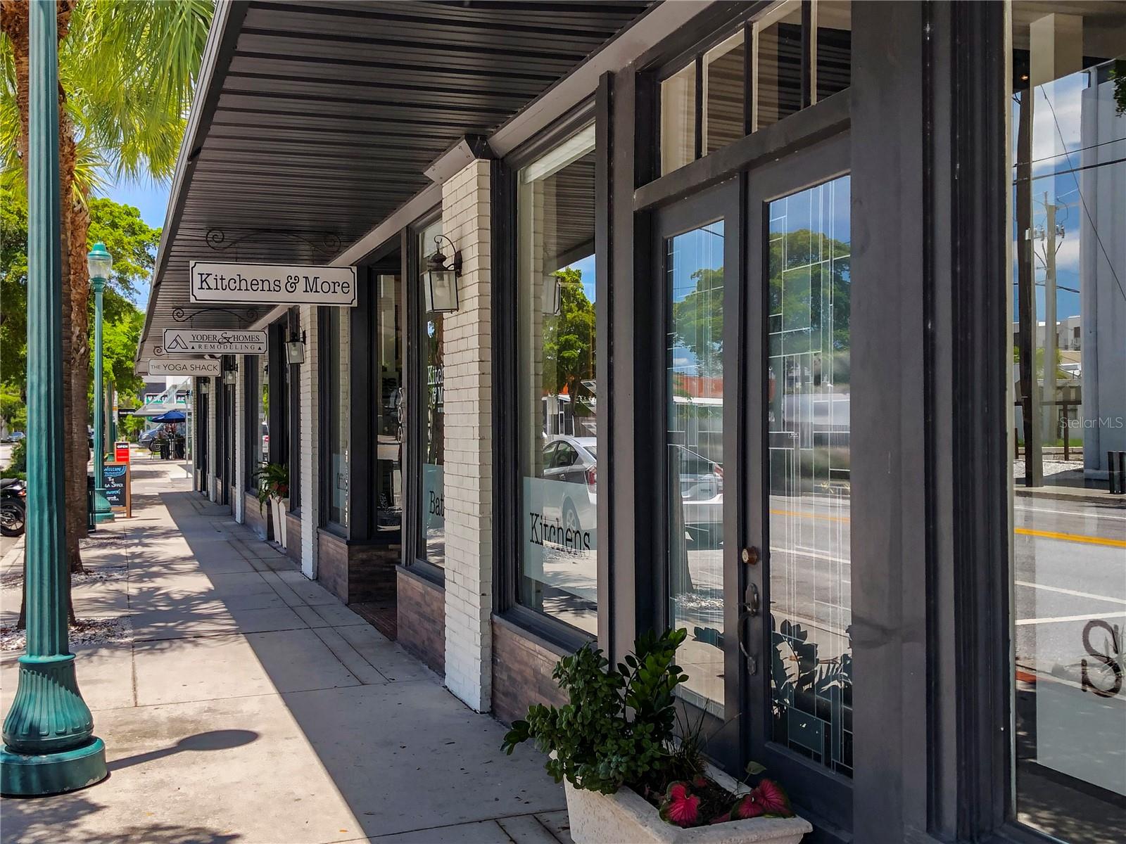 430 Kumquat Unit 204, Sarasota, FL 34236
