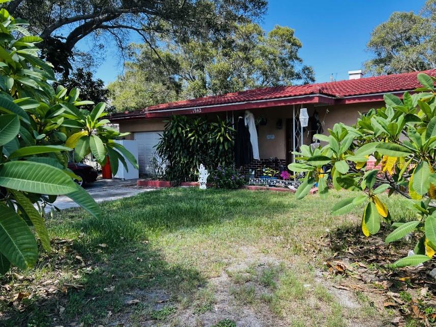 1942 Alton, Clearwater, FL 33763