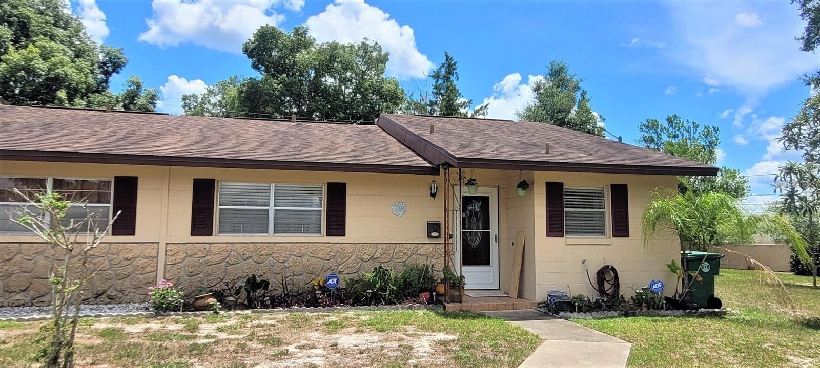 9 Villa Villar Unit N/a, Deland, FL 32724