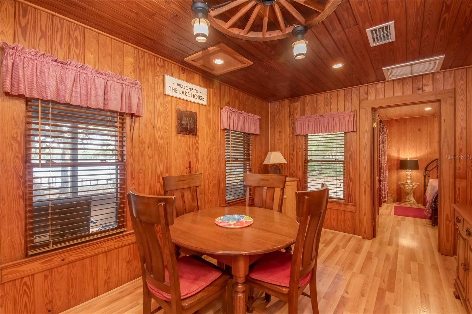22645 105th Avenue, Fort Mc Coy, FL 32134
