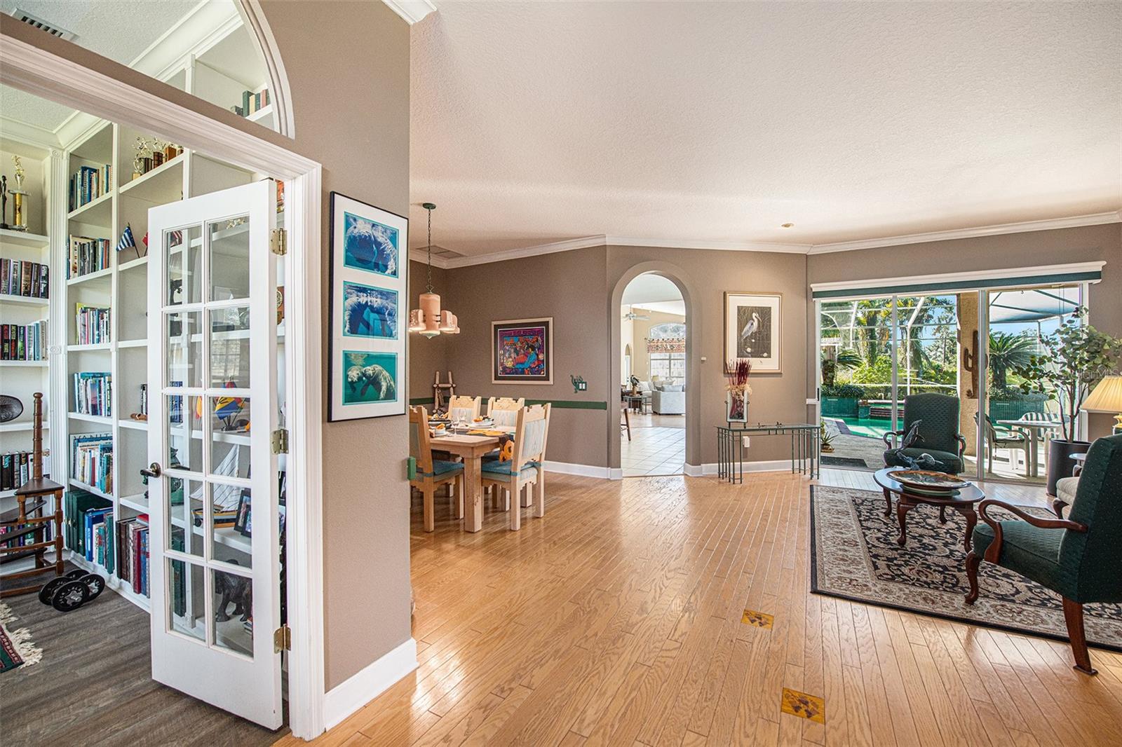 331 Lewis, Lithia, FL 33547