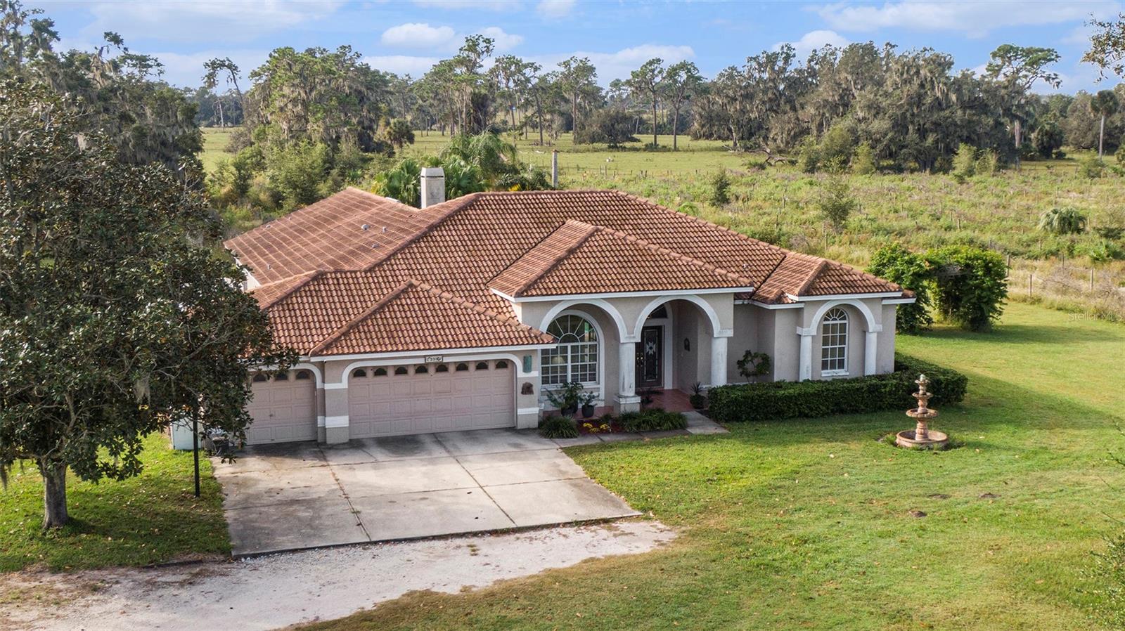331 Lewis, Lithia, FL 33547