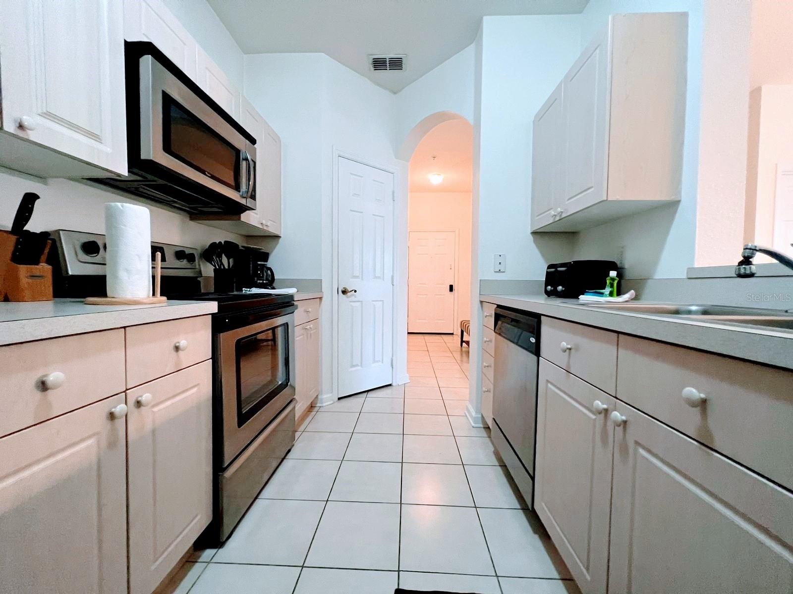 2302 Silver Palm Unit 301, Kissimmee, FL 34747