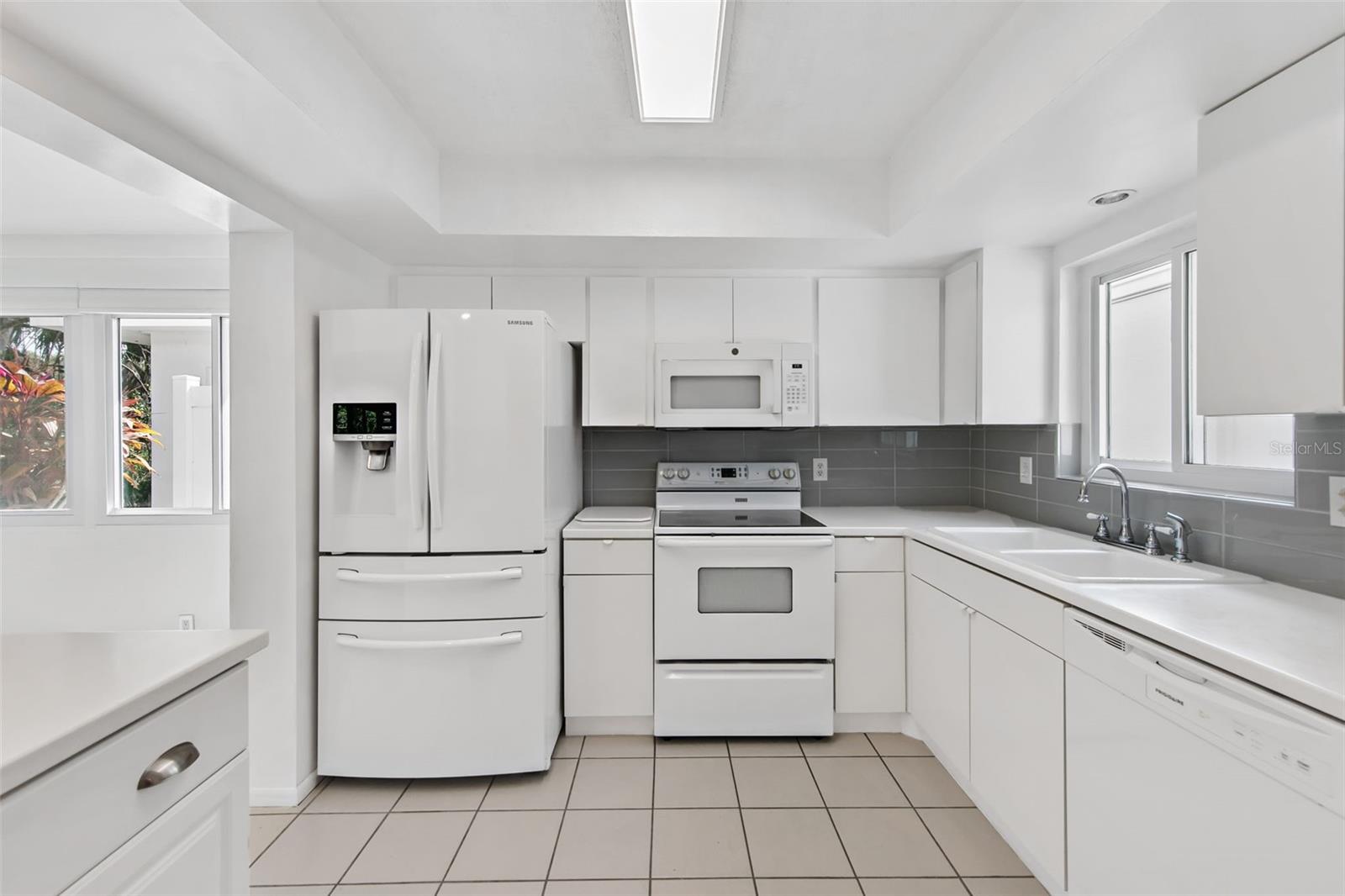 3915 Schwalbe Unit 128, Sarasota, FL 34235
