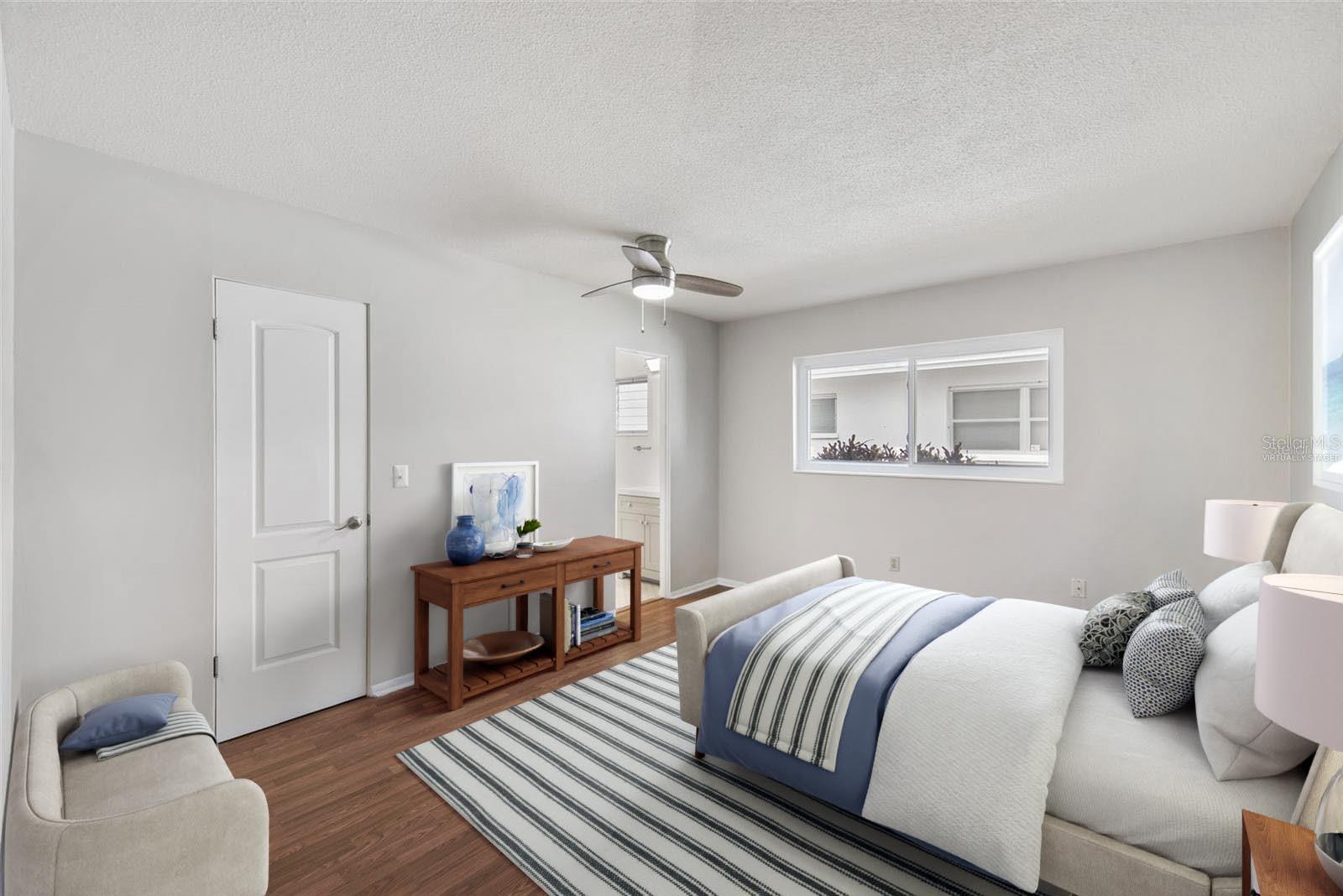 3915 Schwalbe Unit 128, Sarasota, FL 34235