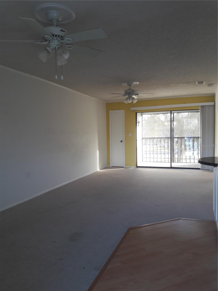 101 Lake Unit 222, Largo, FL 33771