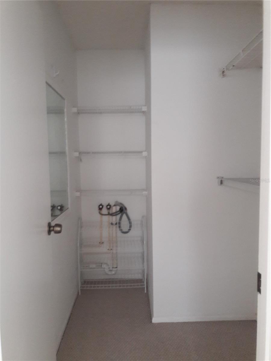 101 Lake Unit 222, Largo, FL 33771