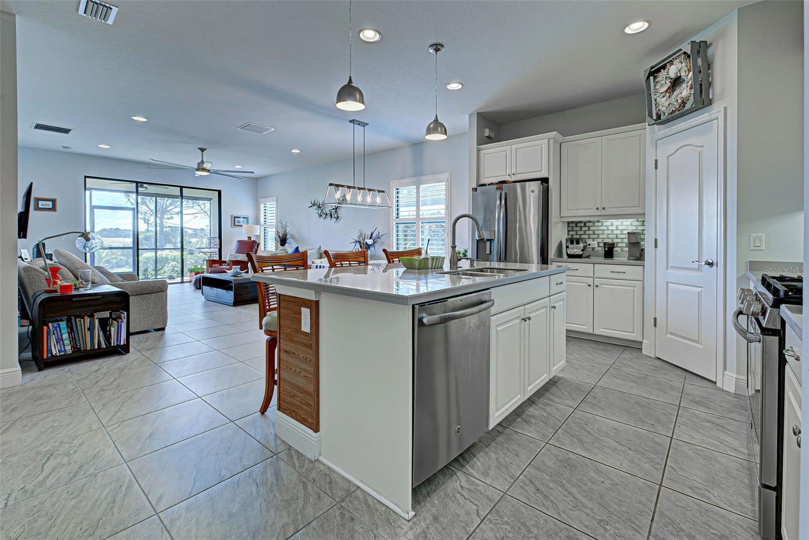 26724 Weiskopf, Englewood, FL 34223