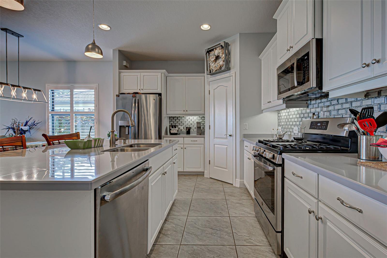 26724 Weiskopf, Englewood, FL 34223