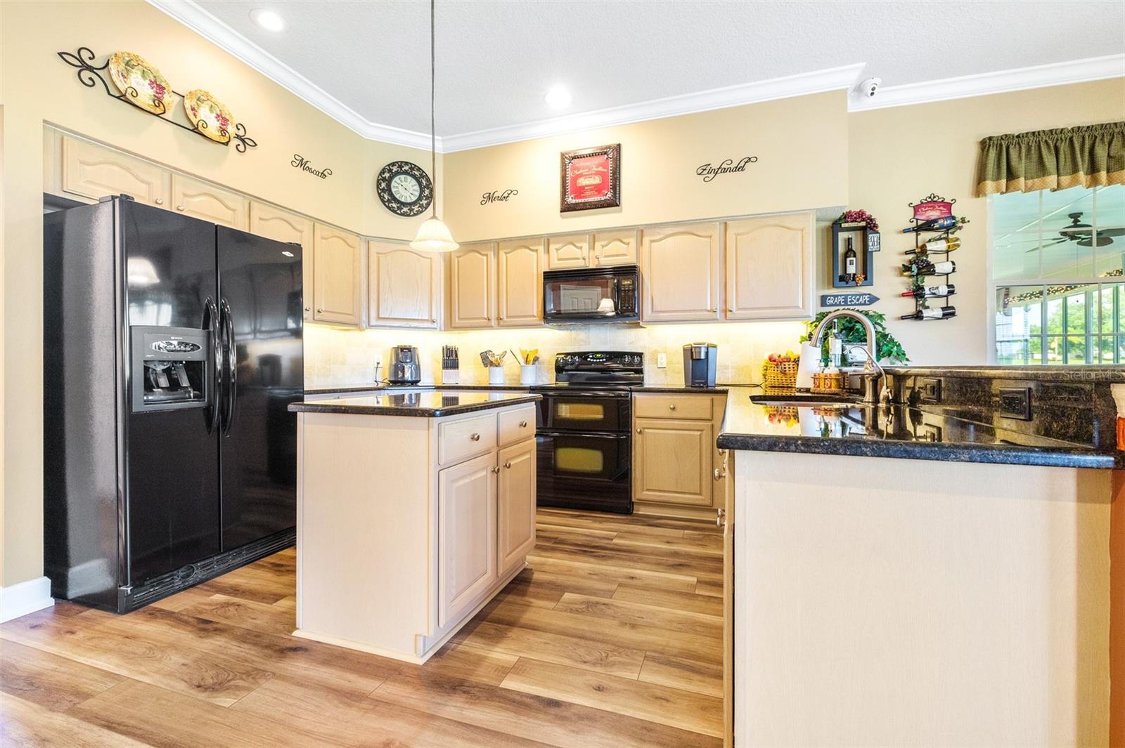 7042 Montreal, Lakeland, FL 33810
