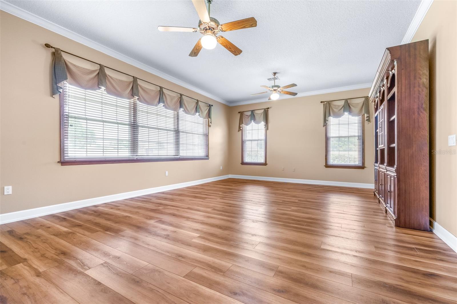 7042 Montreal, Lakeland, FL 33810
