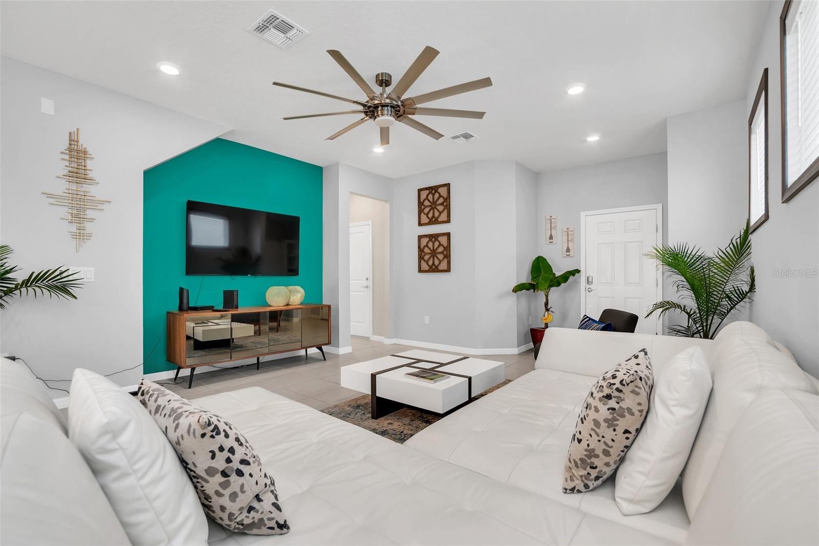 1870 Summer, Davenport, FL 33897