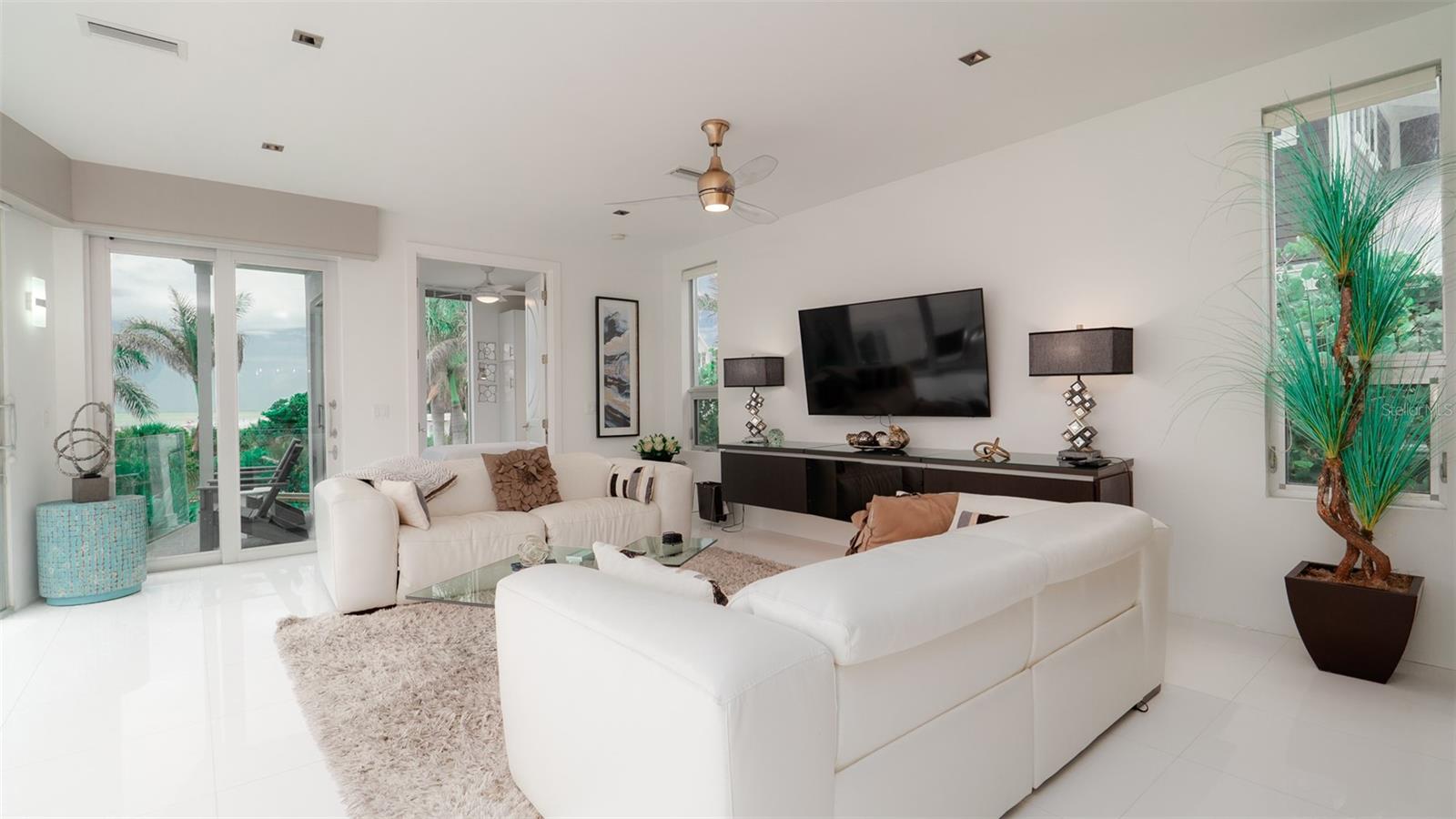 107 Elm, Anna Maria, FL 34216
