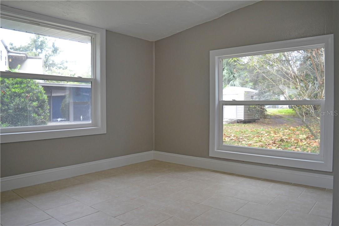647 Delaware, Deland, FL 32720