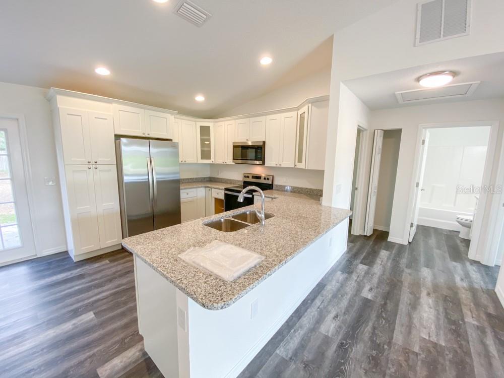 51 Locust, Ocala, FL 34472