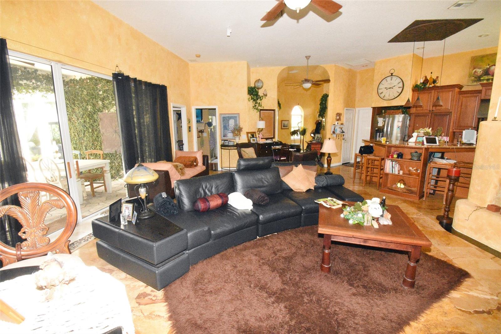 2107 89th St NW, Bradenton, FL 34209