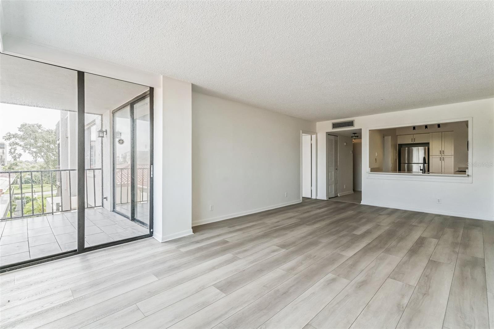6219 Palma del Mar Unit 301, St Petersburg, FL 33715