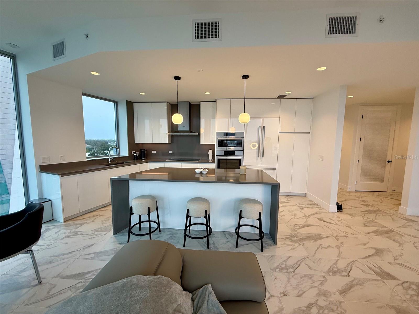 777 3rd Unit 908, St Petersburg, FL 33701