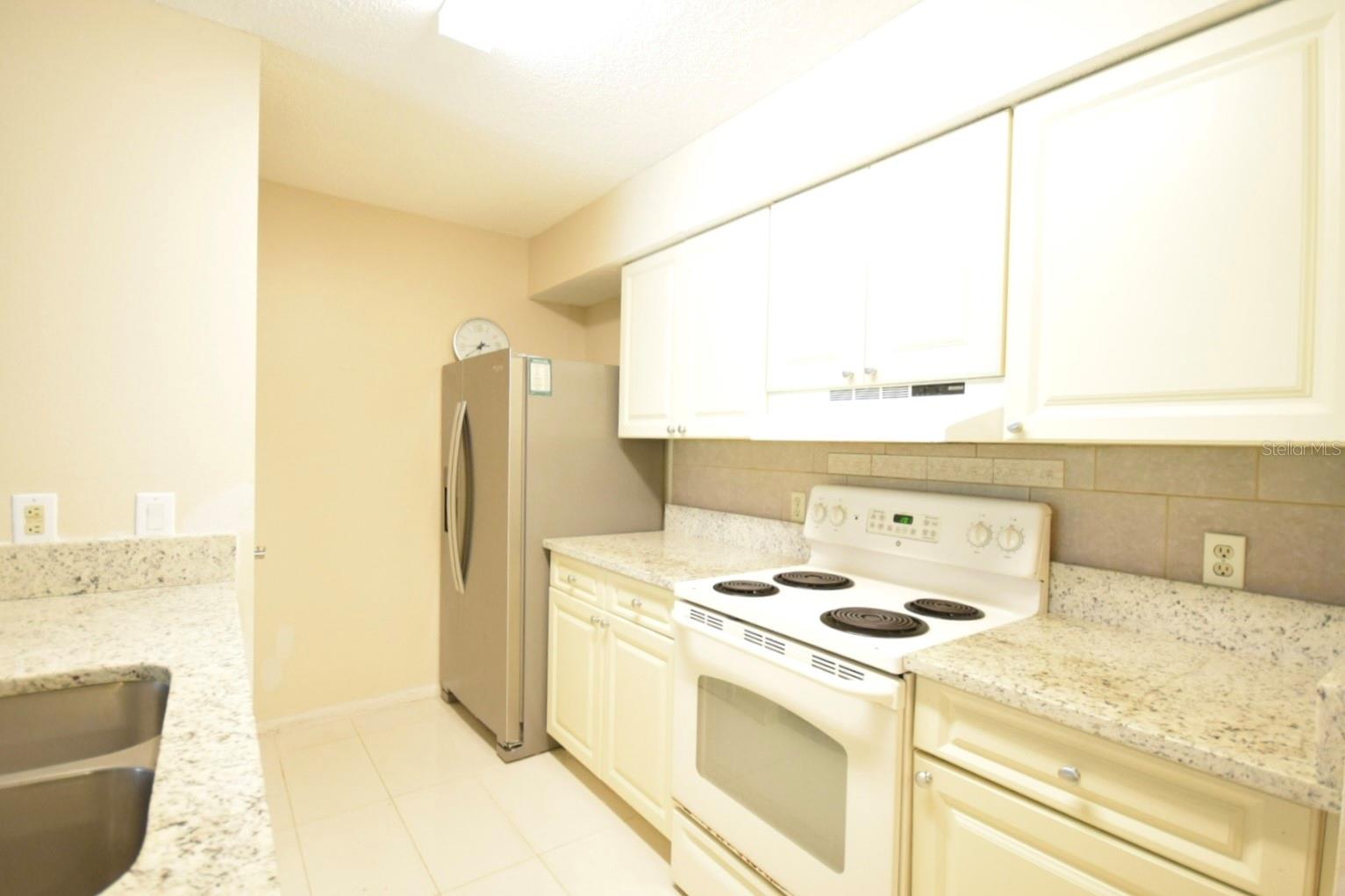 9481 Highland Oak Unit 1402, Tampa, FL 33647
