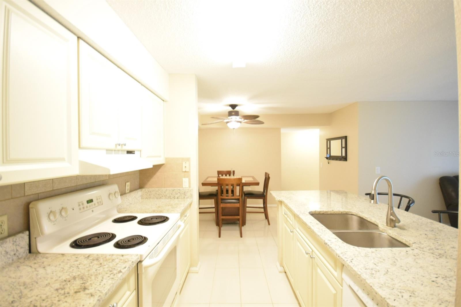 9481 Highland Oak Unit 1402, Tampa, FL 33647