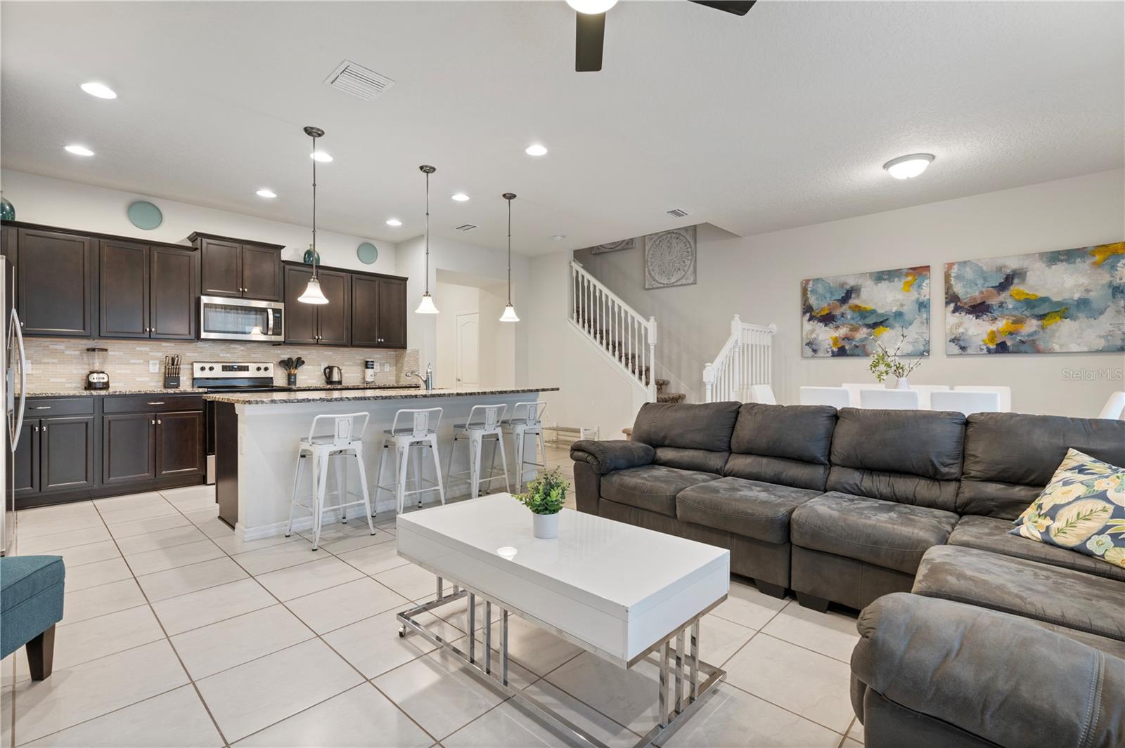 2428 Dubai, Kissimmee, FL 34747