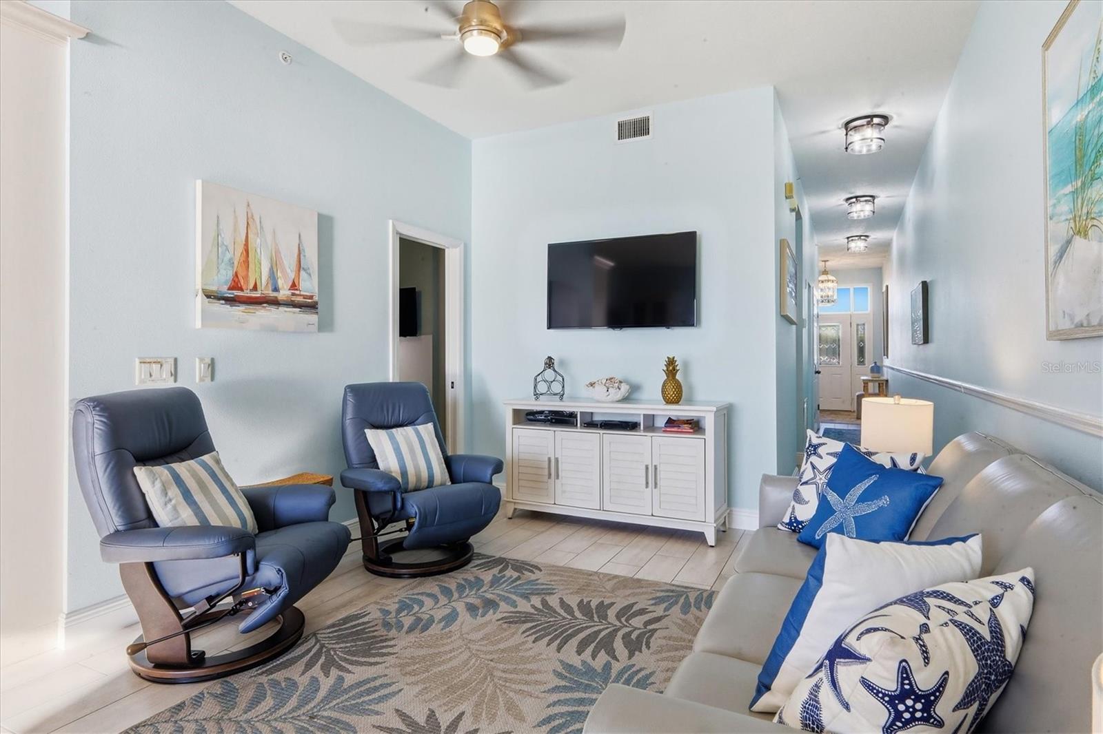 1900 Gulf Unit 4, Bradenton Beach, FL 34217