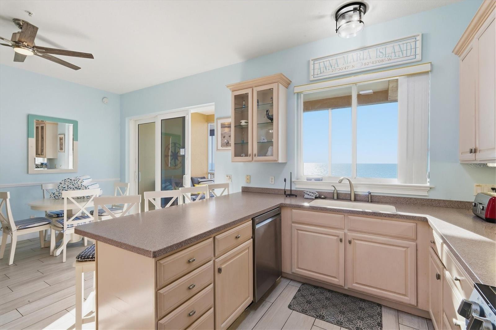 1900 Gulf Unit 4, Bradenton Beach, FL 34217