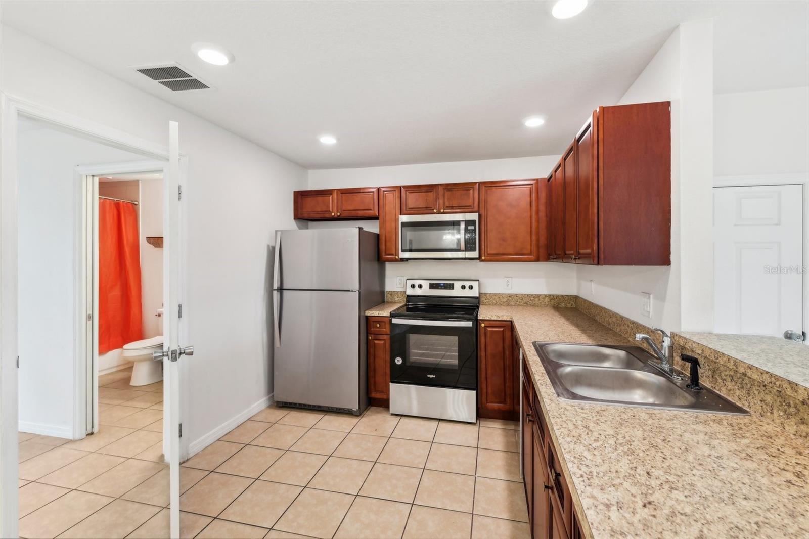 210 Majors Unit B, Kissimmee, FL 34743
