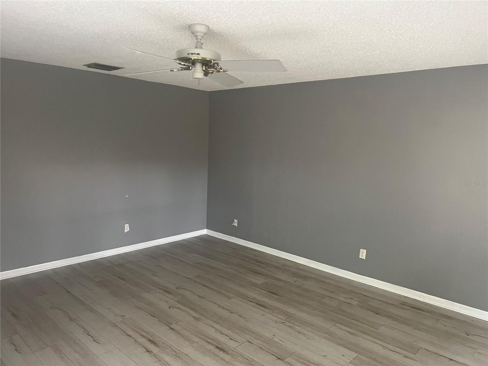 401 Dorchester Unit 58, Sun City Center, FL 33573