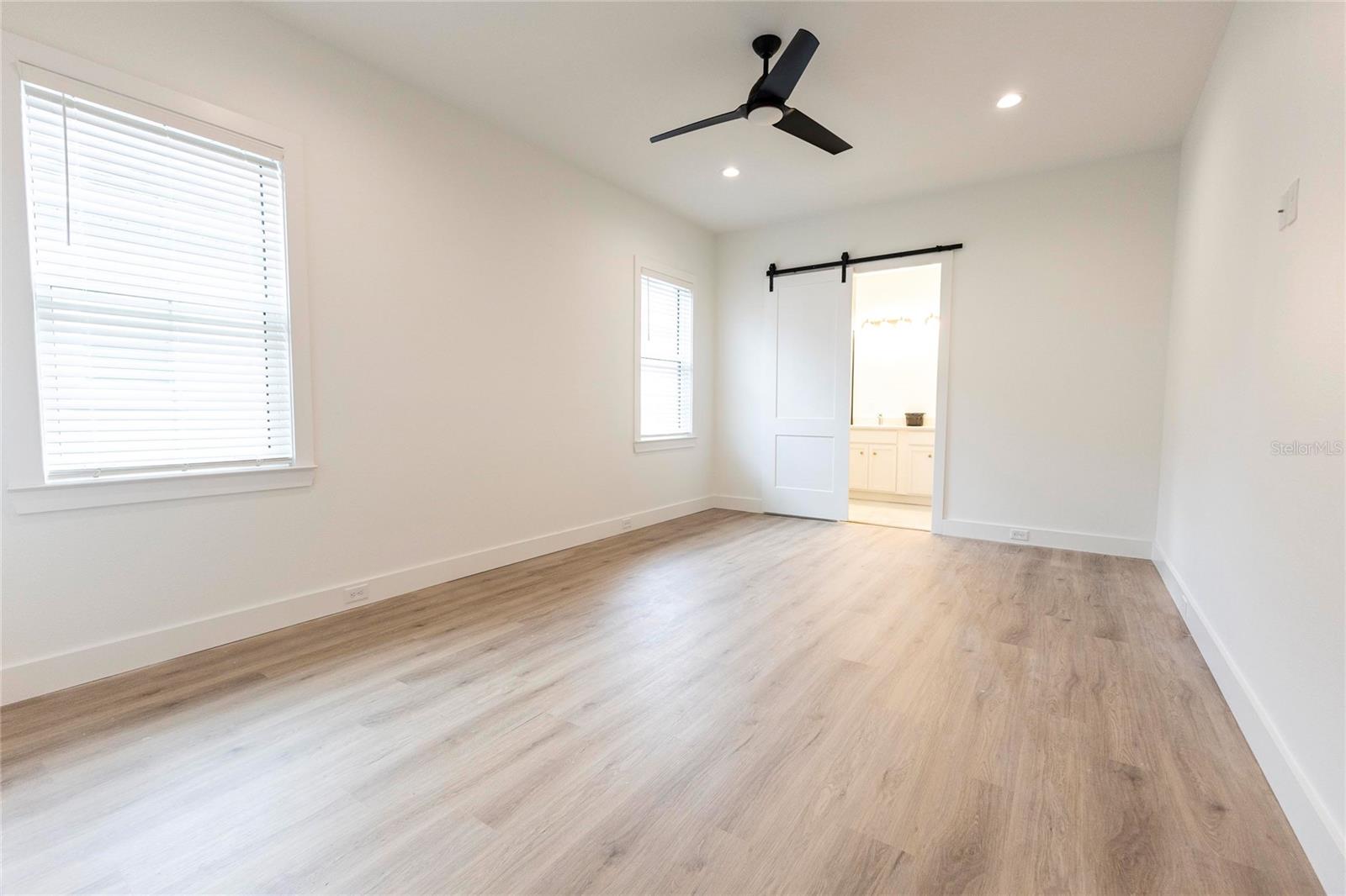 10619 Grand Oaks, Oxford, FL 34484
