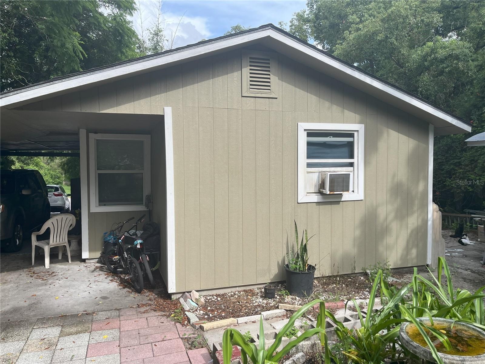 1874 Douglas, Clearwater, FL 33755