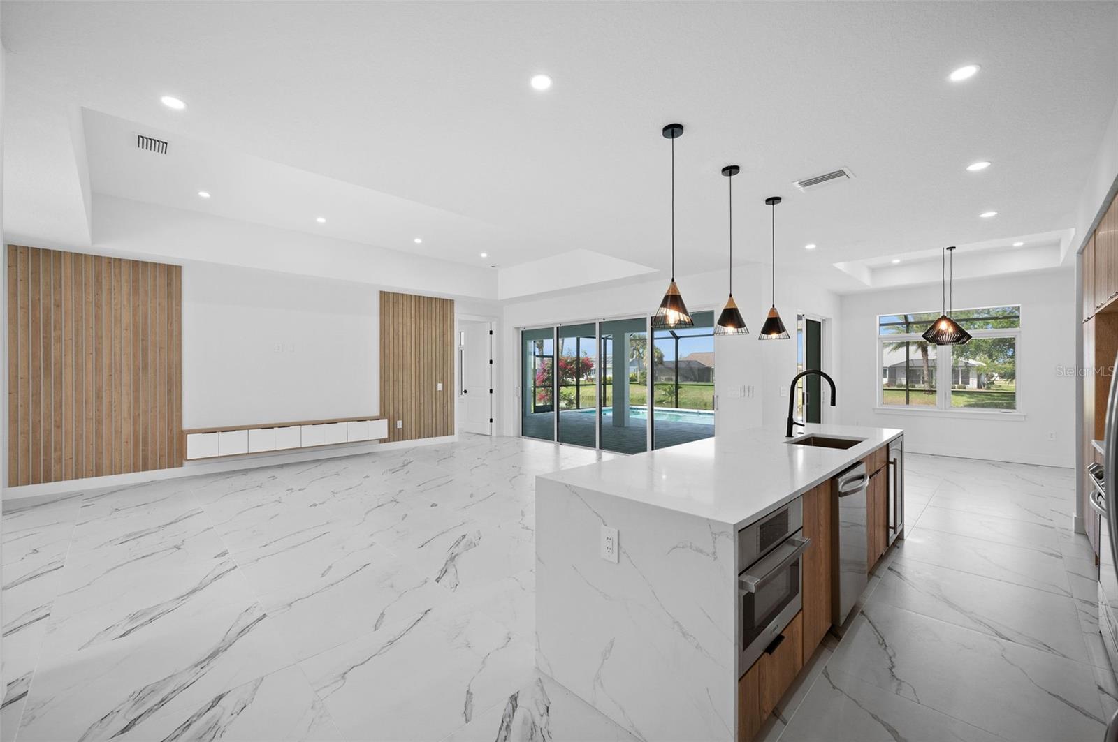 45 Bunker, Rotonda West, FL 33947